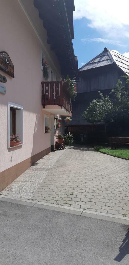 קרנייסקה גורה Apartma Albina מראה חיצוני תמונה