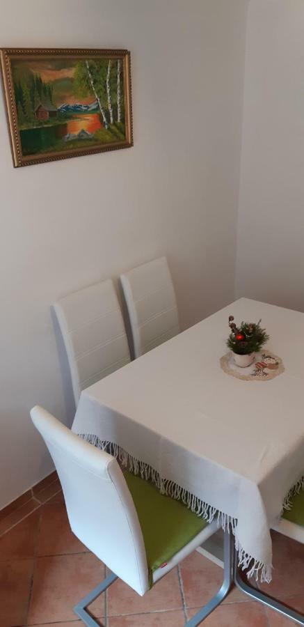 קרנייסקה גורה Apartma Albina מראה חיצוני תמונה